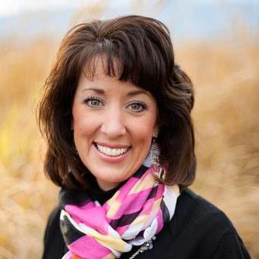 Meet your Posher, Carrie